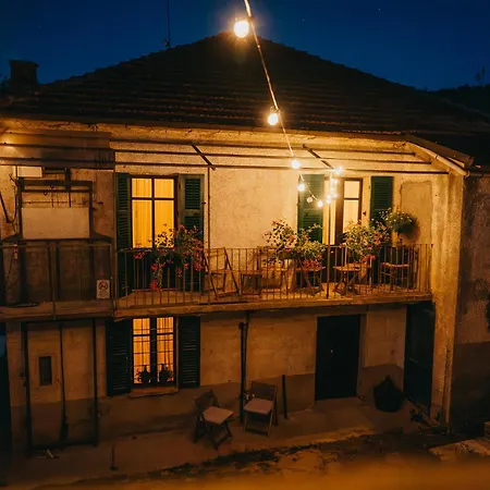 La Casa Dei Caprioli לינה וארוחת בוקר Bubbio