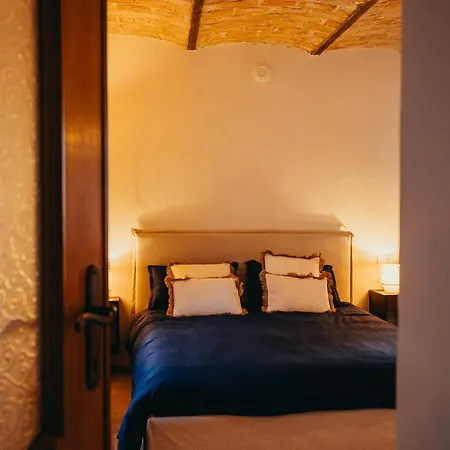 La Casa Dei Caprioli Nocleg ze śniadaniem 4*